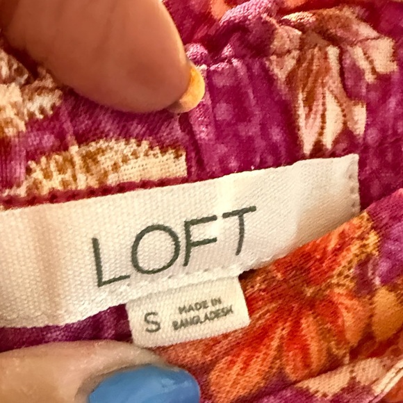 LOFT Pink and Orange Floral Pants - Picture 2 of 7